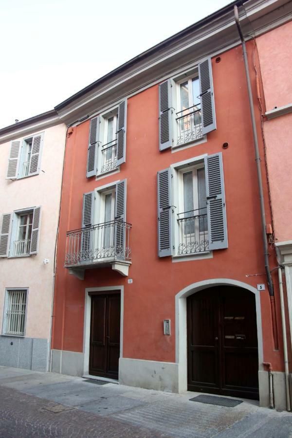 Trifulhouse Holiday Apartments 阿尔巴 外观 照片