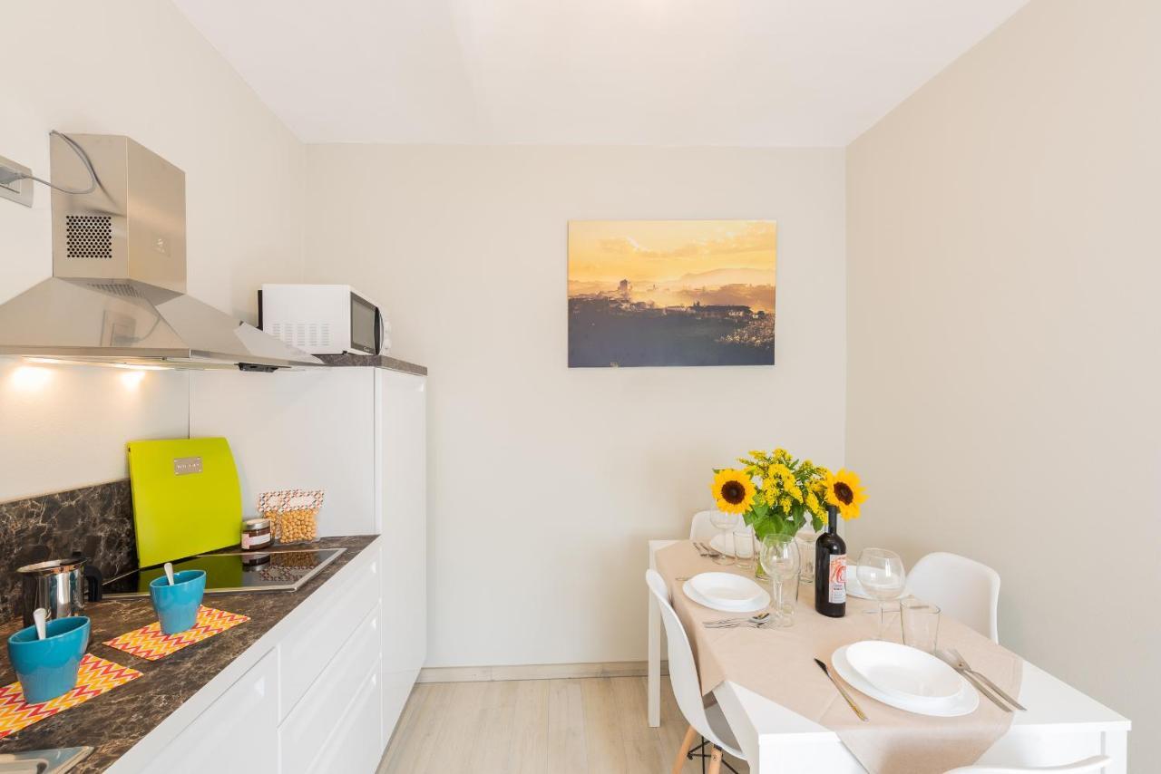 Trifulhouse Holiday Apartments 阿尔巴 外观 照片